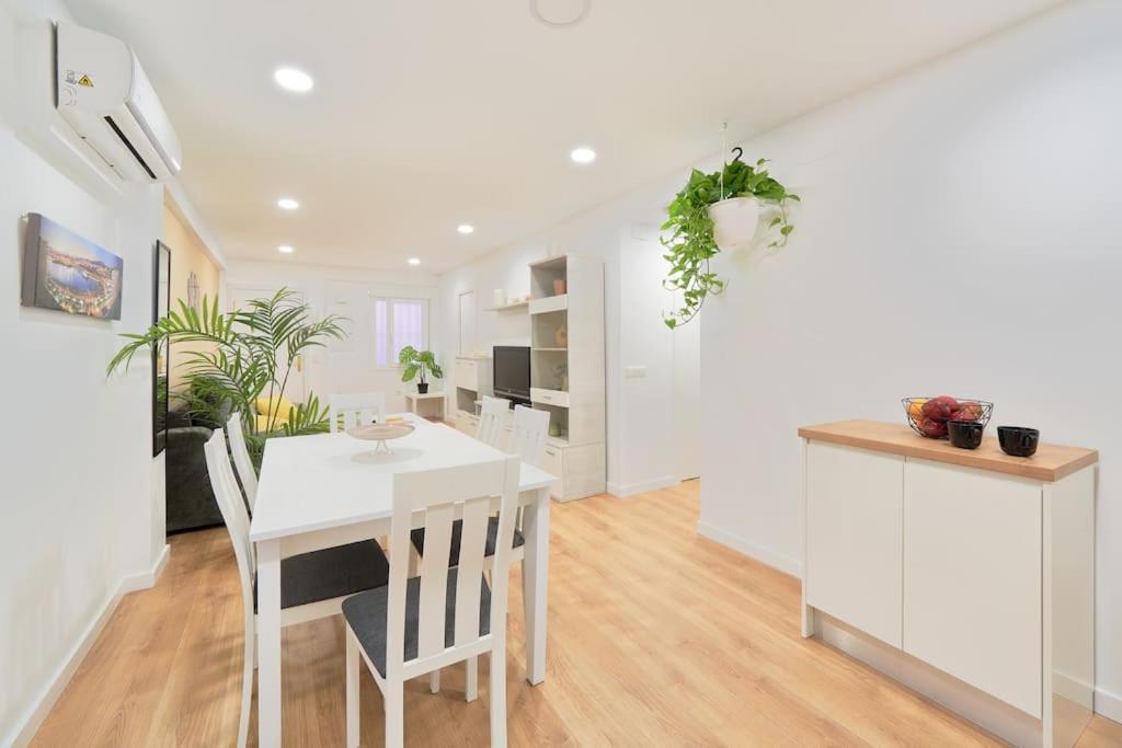 Soho Alameda Art District Apartment Malaga Bagian luar foto